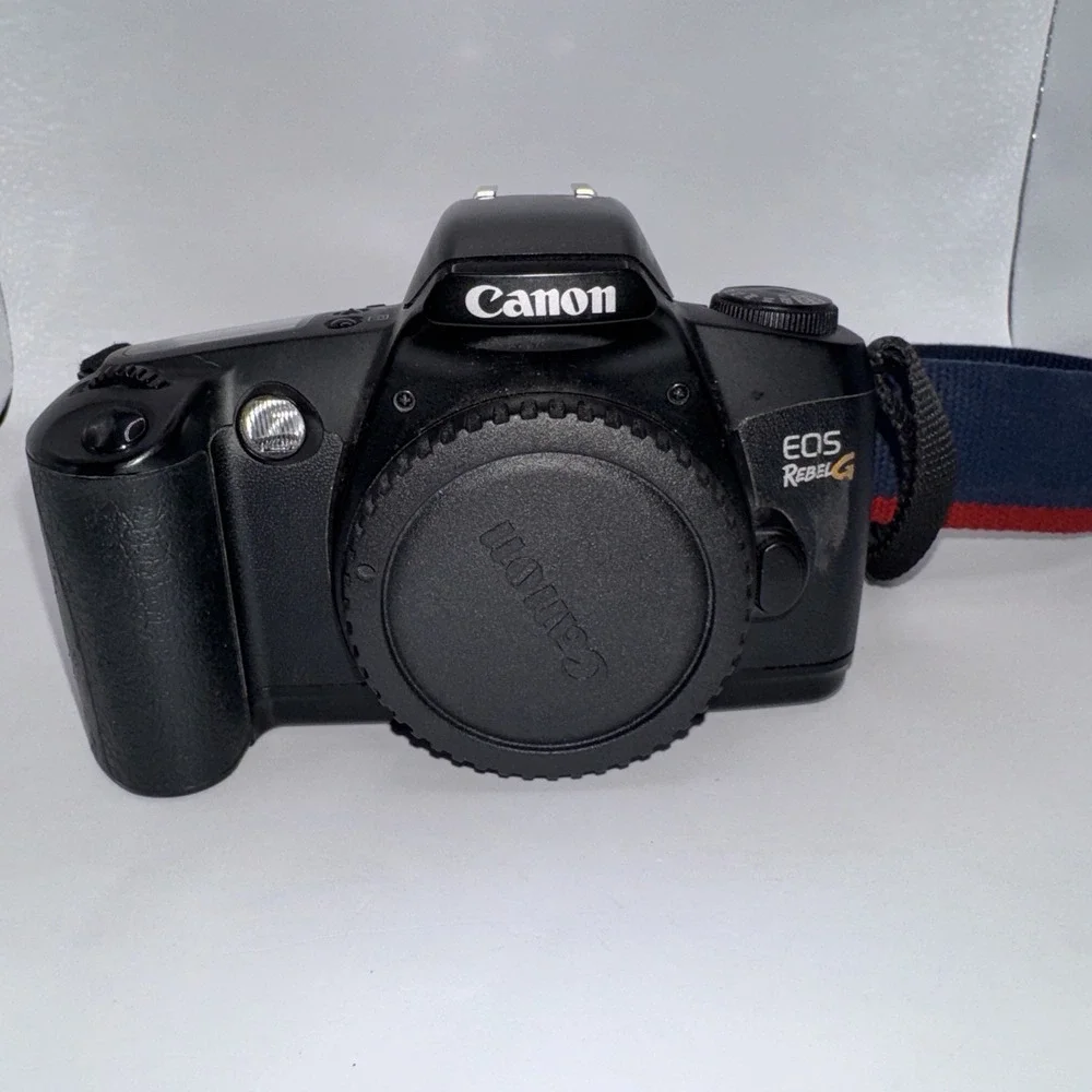 Canon EOS Rebel G II 2 35mm SLR‎ Film Camera Body With 35-80MM Untested